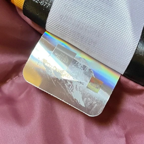 The North Face Women’s Snow Down Waterproof Parka In Wild Ginger - Picture 10 of 10